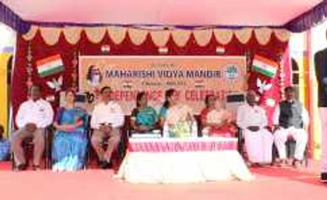 Maharishi Vidya Mandir Senior Secondary School, Chennai. Independence Day.