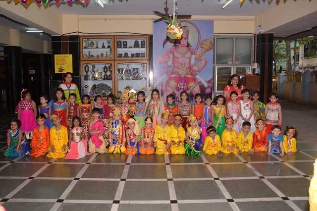 Swami Vivekanand  International School, Borivali - Krishnajanmastami Celebrations