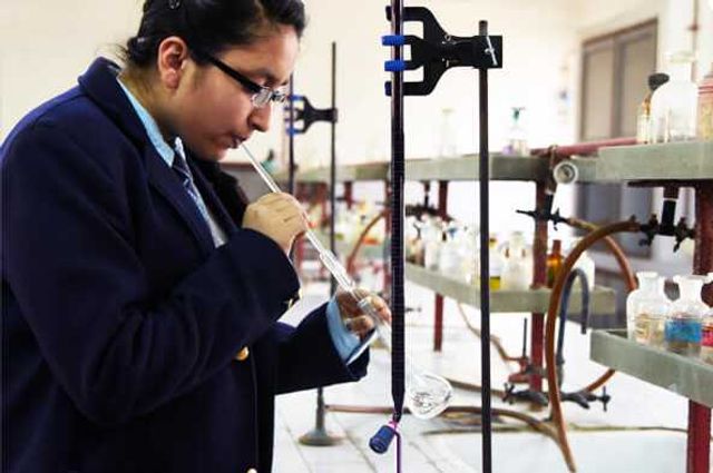 Cambridge School Noida - School Labs
