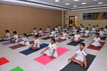 Dps Ruby Park International Yoga Day 1329496 Dps Ruby Par 3 School Gallery Zedua Com