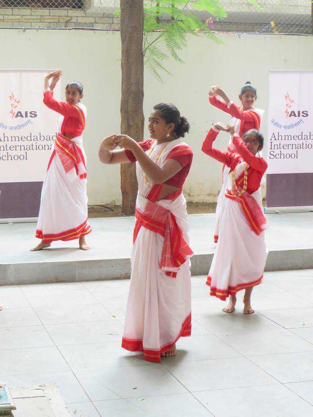 Ahmedabad International School - Judge Bunglow Road - Indian Festival Celebration 