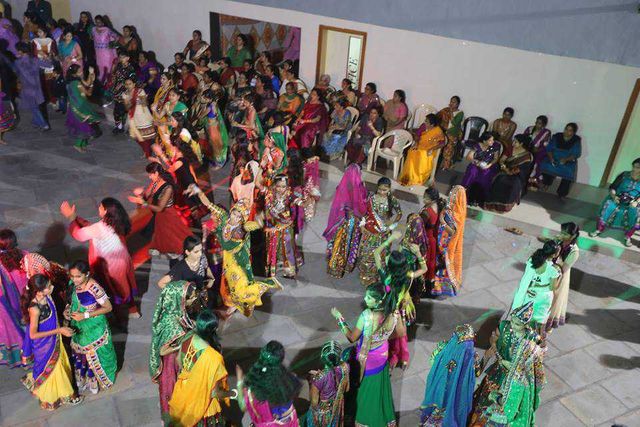 Best High School - Navratri Celebrationa