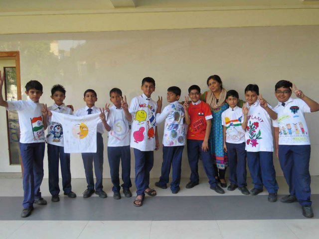 Best High School - T Shirt Painting Competitona