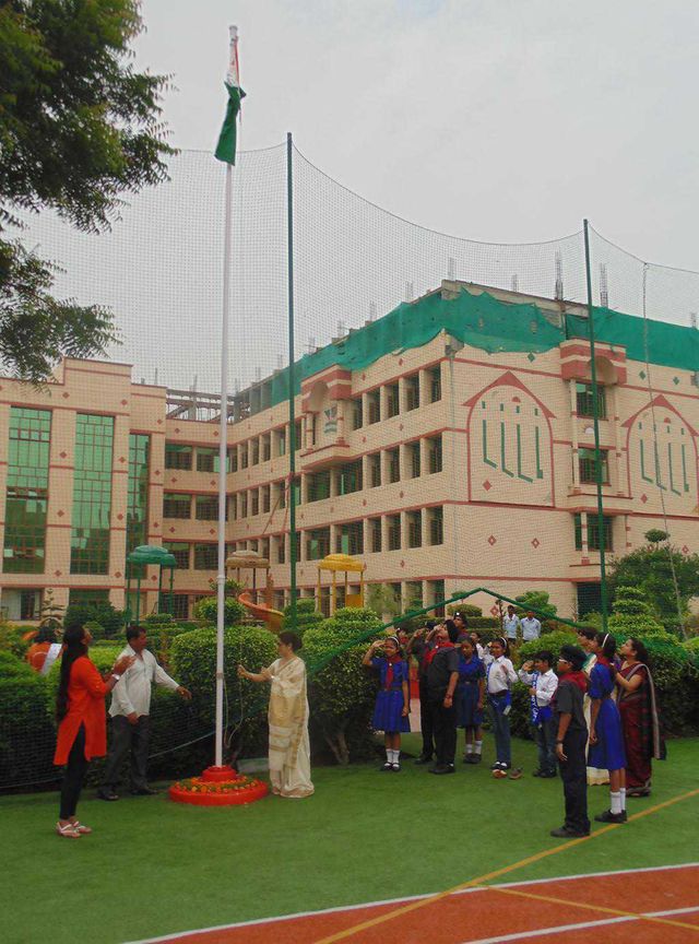 Modern Convent School, Sector - 4 - Independence Day Celebrationa