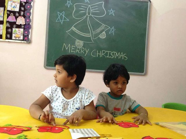 Little Elly, J.P. Nagar - Christmas Crafta