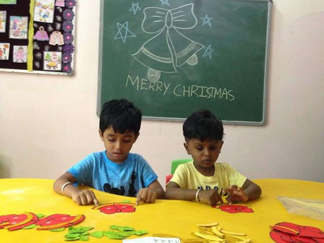 Little Elly, J.P. Nagar - Christmas Craft