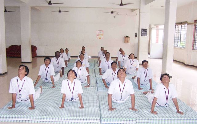 Maharishi Vidya Mandir Senior Secondary School - International Yoga Dayb