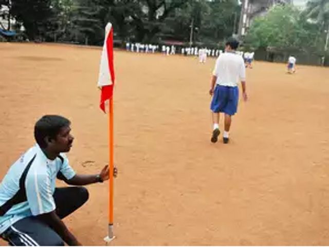 On a sticky ground: Sports teachers find distant coaching a tough taskb