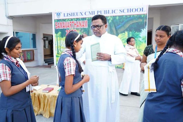Lisieux Cmi Public School